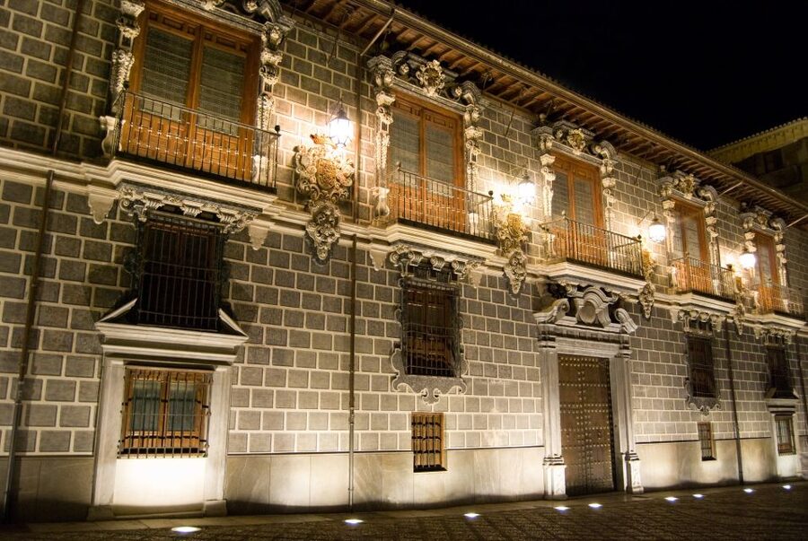 Granada: Cathedral and Royal Chapel Guided Tour with Tickets - Key moments you should plan for