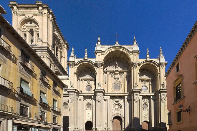 Granada: Cathedral and Royal Chapel Private tour with tickets - A fast introduction to Granada, with Cathedral and Royal Chapel tickets