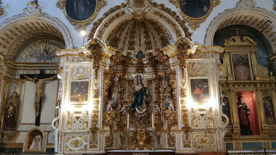 Granada: Cathedral & Royal Chapel Skip the Line Tour - Who should book this Cathedral and Royal Chapel skip-the-line tour