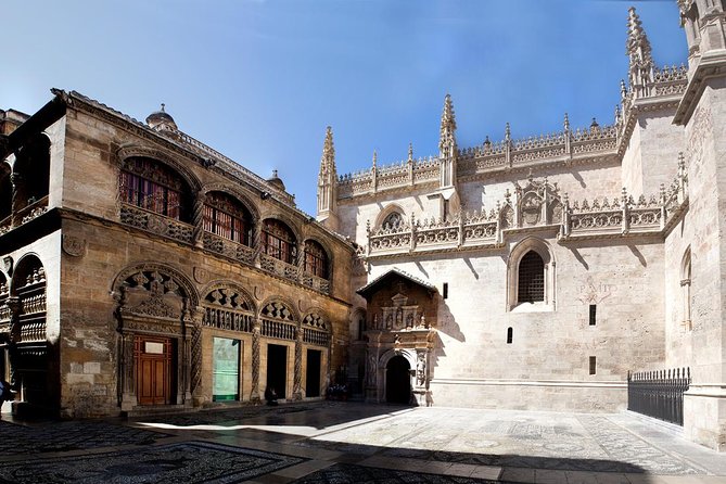 Granada City Center and Albaicin Private Tour - Royal Chapel and Granada Cathedral: where timing matters more than you think
