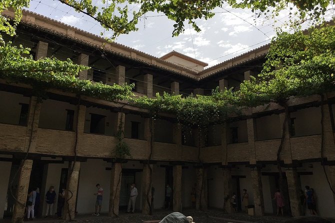 Granada City Center and Albaicin Private Tour - Mirador Carvajales: the payoff view of the Alhambra