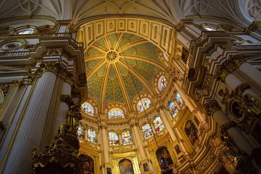 Granada: City Center, Cathedral, Capilla Tour - Silk Market Streets and the Madraza Yusuf I (1349): Learning and Trade Side by Side
