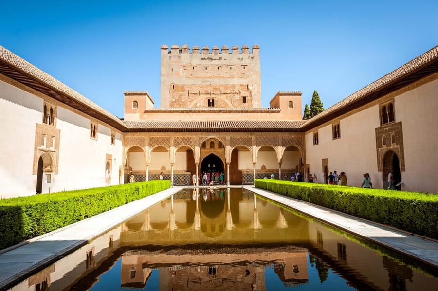 Granada: E-Bike Tour and Fast-Track Alhambra Ticket - Albaicín on an e-bike: Moorish lanes and big Alhambra views