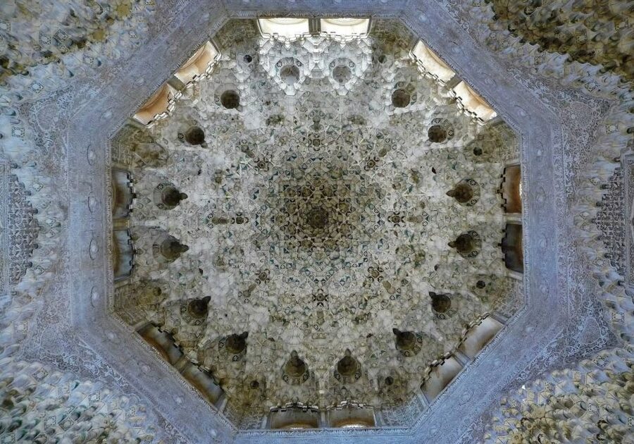 Granada: Fast-Track Alhambra & Nasrid Palaces Guided Tour - Practical Stuff That Can Make or Break Your Day