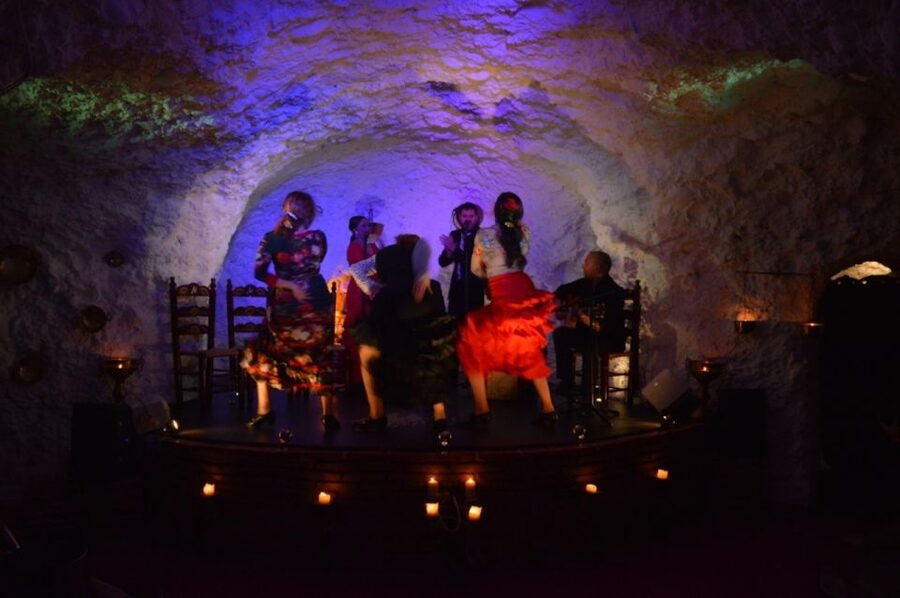 Granada: Flamenco Show at Templo del Flamenco with Drink - Should You Book Templo del Flamenco?