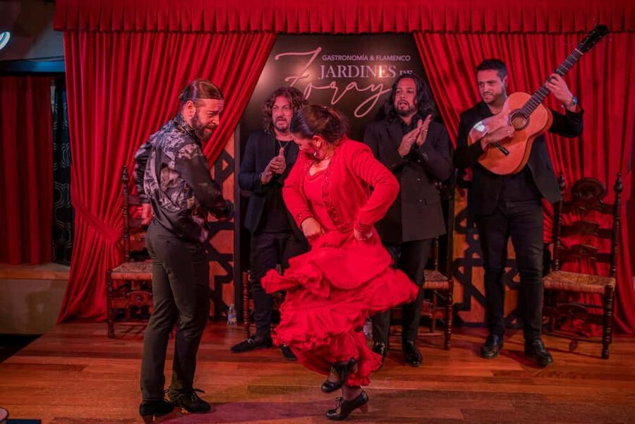 Granada: Flamenco Show in Albaycin - Jardines de Zoraya - Getting There and Finding the Room Without Stress