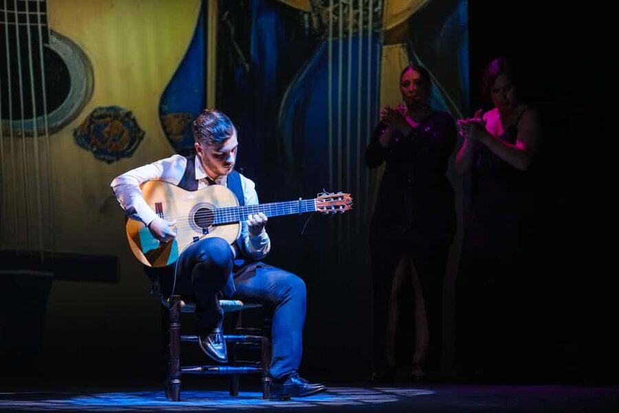 Granada: Flamenco Show "Sensaciones" at the Flamenco Theater Granada - The theater experience: where location and staff friendliness pay off