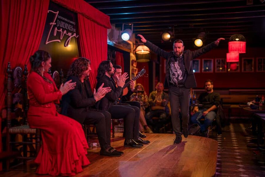 Granada: Flamenco Show with Dinner at Jardines de Zoraya - Dress code and comfort: casual is fine, semi-formal is safer