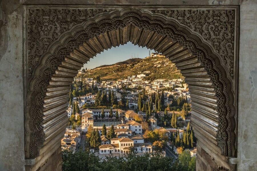 Granada Full Day: Alhambra General, Albayzin and Sacromonte - Key things that make this tour worth your attention