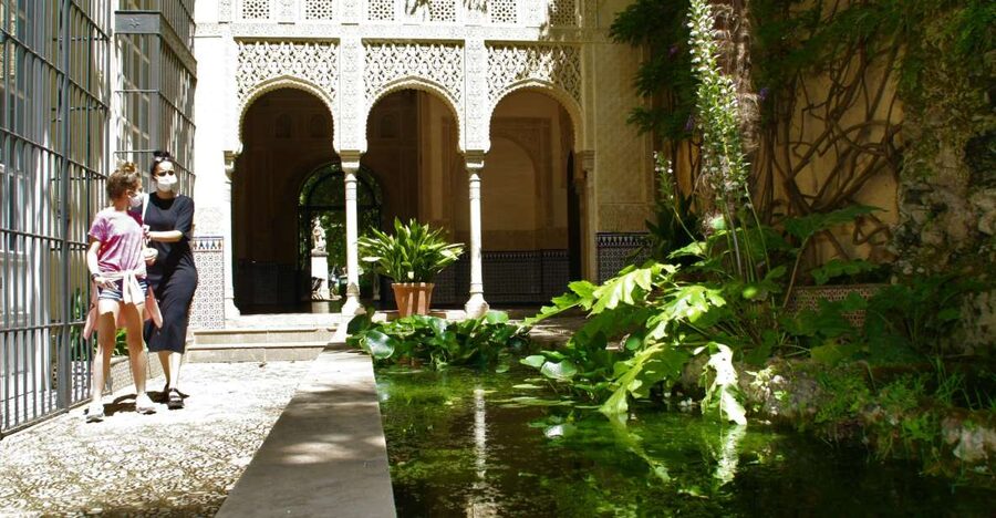 Granada: Gardens of Carmenes Guided Tour - Why Granada’s Cármenes are worth your time