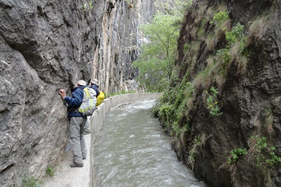 Granada: Guided Day Hike in Los Cahorros de Monachil - From Granada to Monachil, the quick nature hit