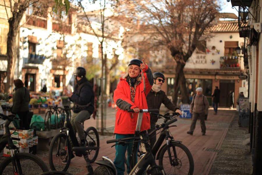 Granada: Highlights & Viewpoints eBike Tour with Tapas Break - First Stop in Your Head: What This Granada Tour Really Delivers