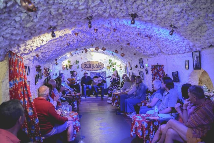 Granada: Live Flamenco Show - Price and what $23 buys in a cave
