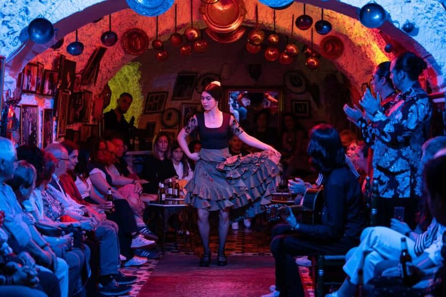 Granada: Los Amayas Cave Traditional Flamenco Show - Inside the cave: your seat matters in a 60-person room