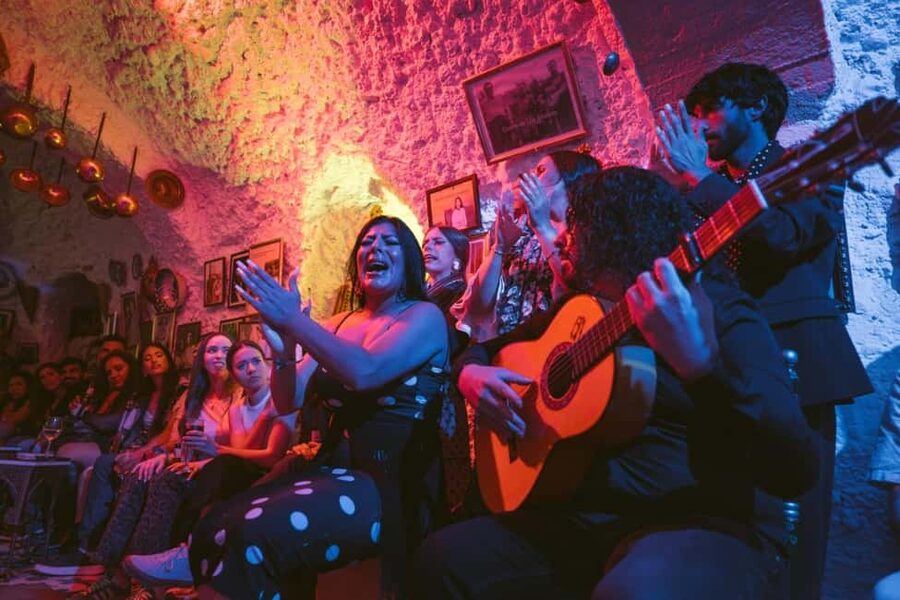 Granada: Los Amayas Cave Traditional Flamenco Show - Should you book Los Amayas Cave Traditional Flamenco?