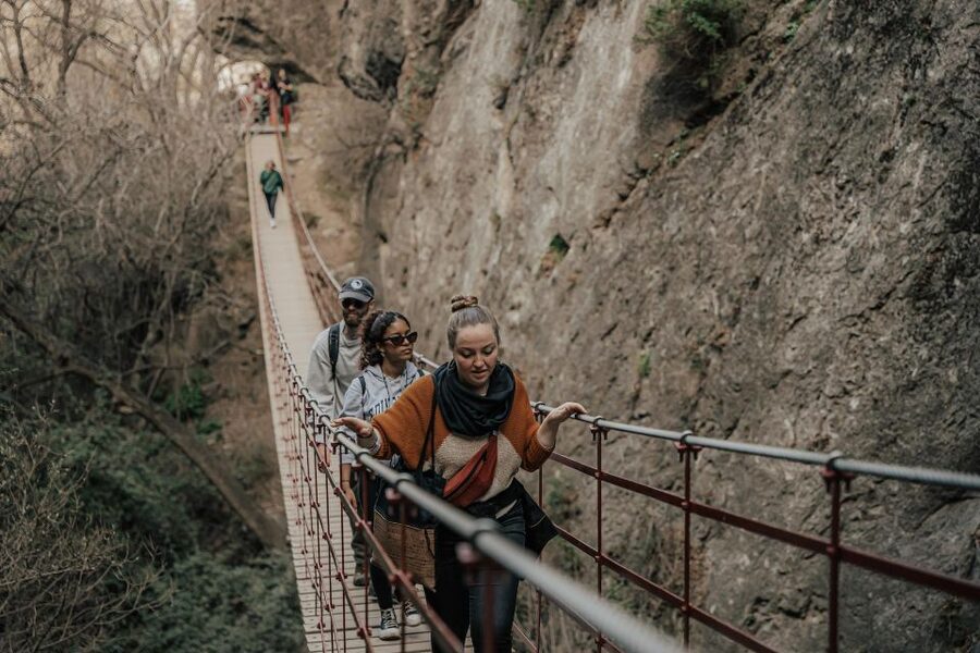 Granada: Los Cahorros Guided Afternoon Hiking Tour - Los Cahorros in one sentence: a workout with real payoff