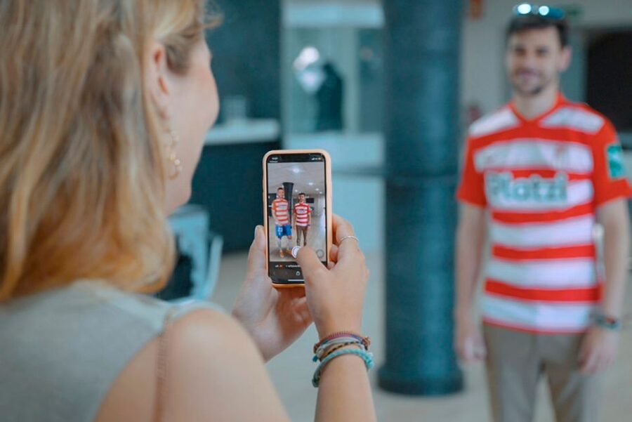 Granada: Los Cármenes Stadium Guided Interactive Tour - Key tour takeaways