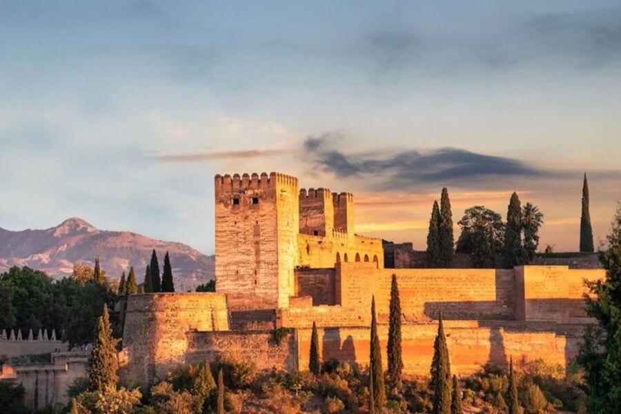 Granada: Private custom tour with a local guide - Key things to know before you go