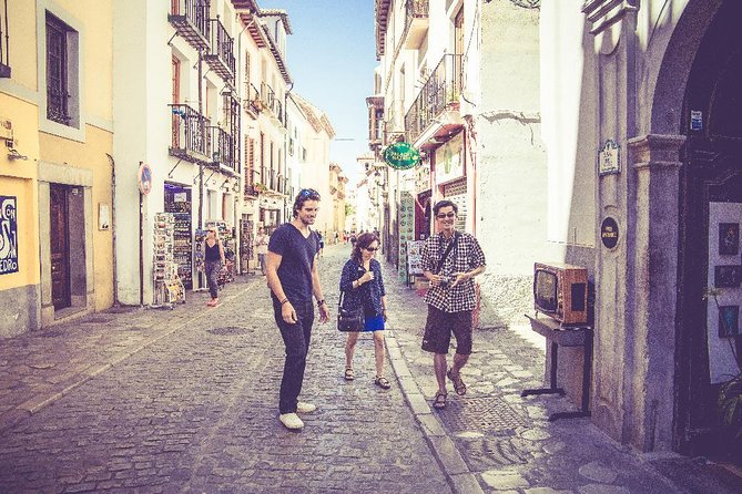 Granada Private Tapas & Walking Tour - Corral del Carbón: A Stop That Feels Like a Time Capsule