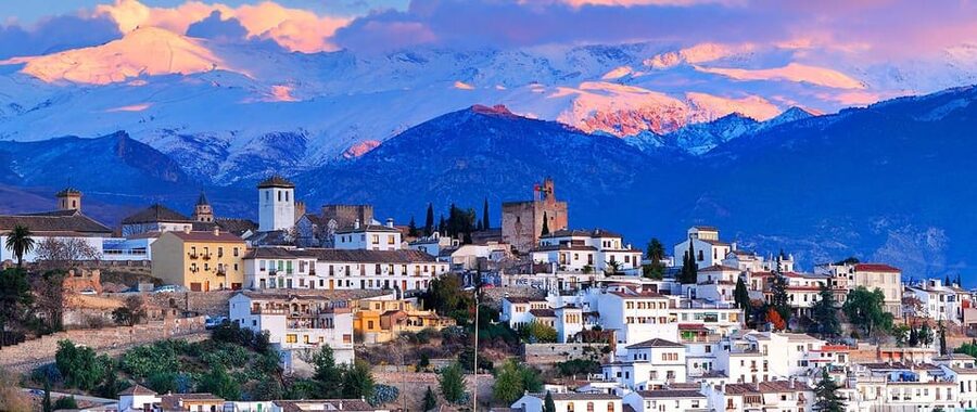 Granada: Private Tour of Albaicín, Sacromonte and Viewpoints - Starting in Plaza Nueva, then walking the story of Granada