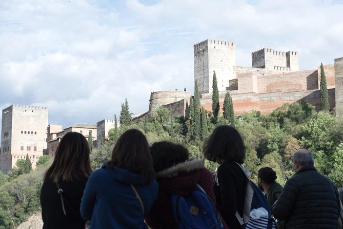 Granada's Hidden Treasures: Albayzin and Sacromonte Walking Tour - Who This Tour Is Best For (and Who Might Prefer Something Else)