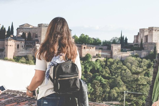 Granada's Hidden Treasures: Albayzin and Sacromonte Walking Tour - Sacromonte Caves and Flamenco Culture, Without the Heavy Pitch