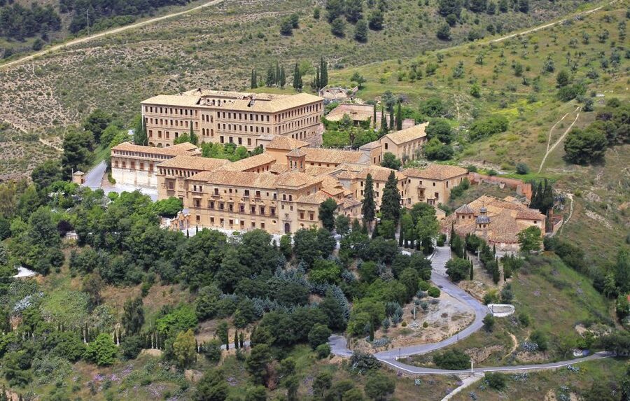 Granada: Sacromonte Abbey Entry Ticket with Audio Guide - Cloisters and the quiet rhythm of the abbey