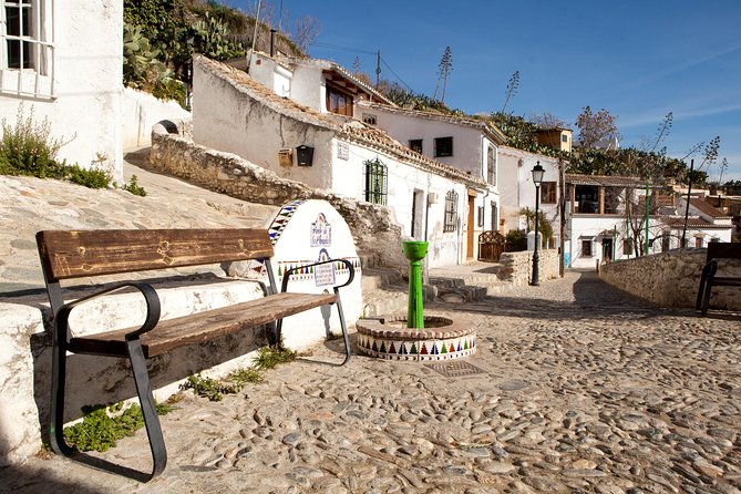 Granada: Sacromonte Private Tour - Stop 1: Sacromonte Hills and the Quarter You Can Walk Through