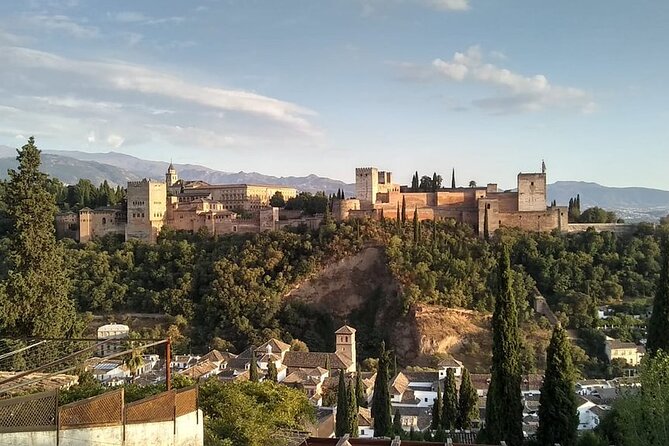 Granada: Sacromonte Private Tour - Why the Flamenco and Legends Matter More With a Guide