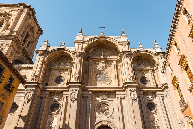 Granada Scavenger Hunt and Sights Self-Guided Tour - Should You Book This Granada Scavenger Hunt and Sights Self-Guided Tour?