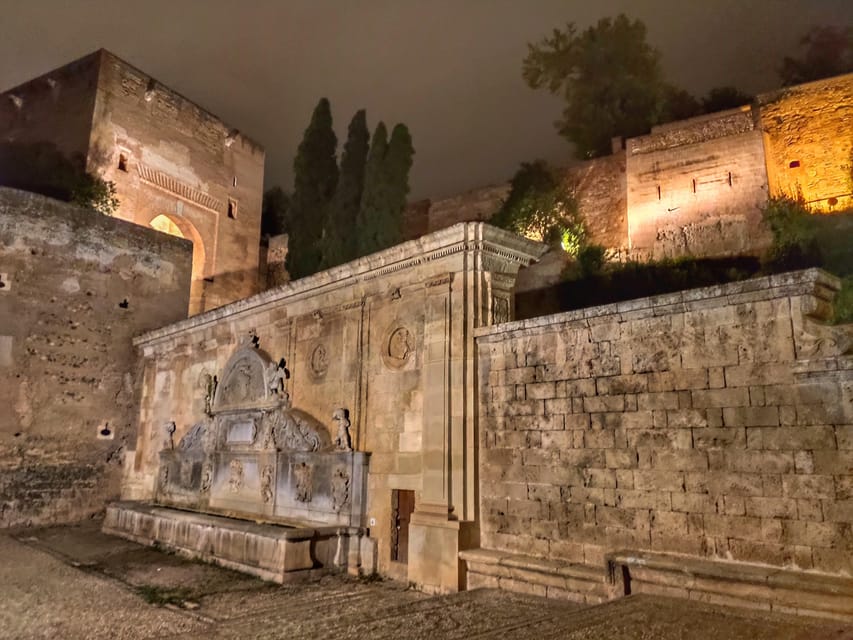 Granada: Sunset Legends of the Alhambra Guided Tour - Why the Sunset Legends tour feels special in Granada