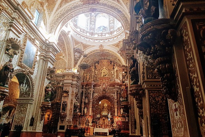Granada Tapas and Wine Small Group Tour - The Old Town walk, stop by stop, and what to expect