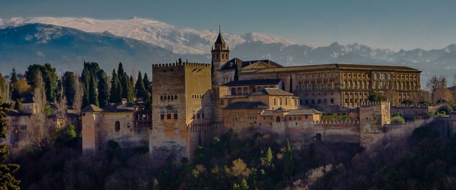 Granada: The Alhambra and Nasrid Palaces Guided Night Tour - Where the tour starts: Access Pavilion meets the map facade