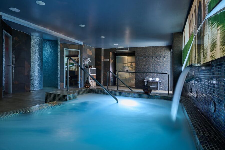 Granada: Thermal Spa Circuit with Optional Massage - Should You Book Granada’s Thermal Spa Circuit with Optional Massage?