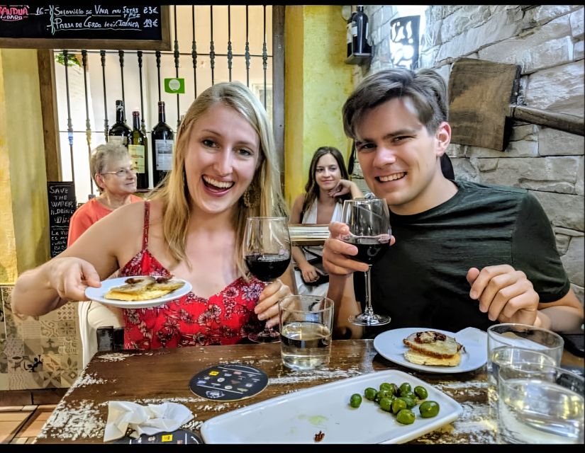 Granada: Walking Food Tour - Chikito restaurant: where the recipes meet the artists