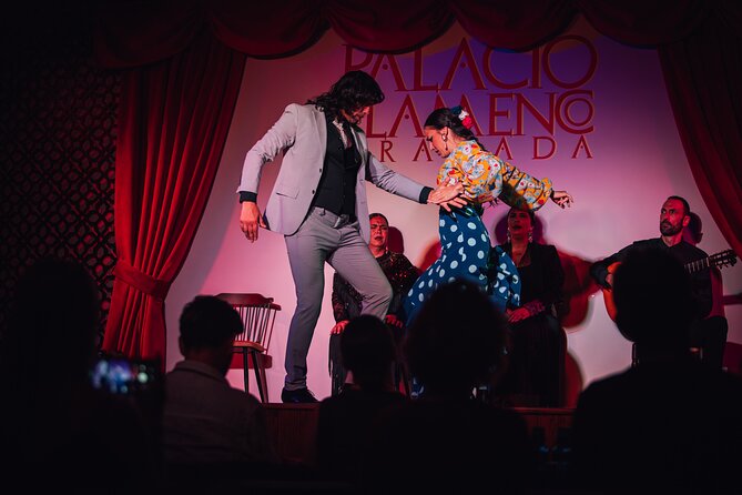 Grenada: Flamenco Palace, the best show in the center - How the show works: singing, guitar, and dancing, in one flowing hour