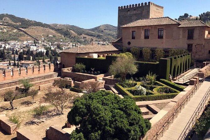 Guided tour of the Alhambra: Generalife and its gardens - Who Should Book This Tour, and Who Should Skip It