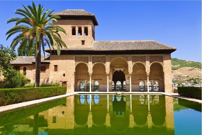 Guided tour to Alhambra with Generalife, Alcazaba and Carlos V - Price and Value: What You’re Paying For
