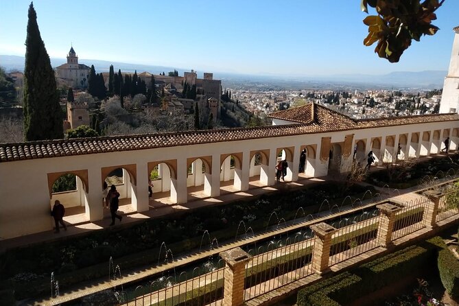 Legends of the Alhambra Tour with Tickets Included - Palacio de Comares: the Nasrid power center