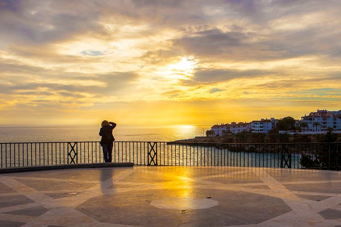 Nerja & Frigiliana Day Trip w/ Skip-Line from Granada (Max. 8) - What to bring and how to pace yourself