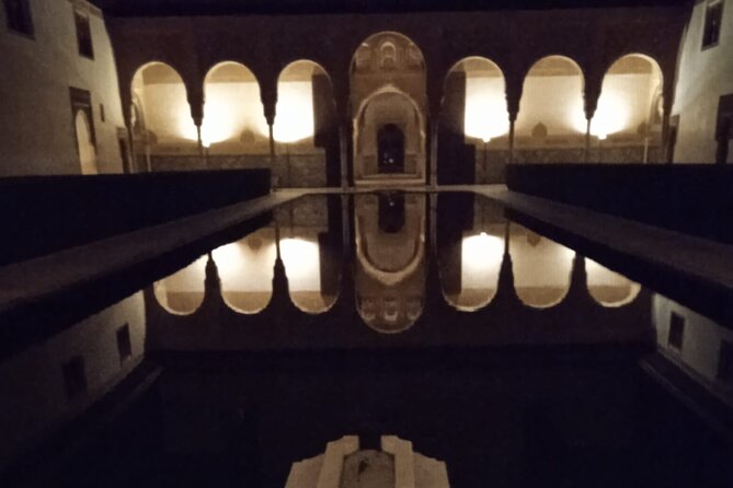 Night Tour of Alhambra and the Nasrid Palaces - Who this tour suits best (and who should think twice)