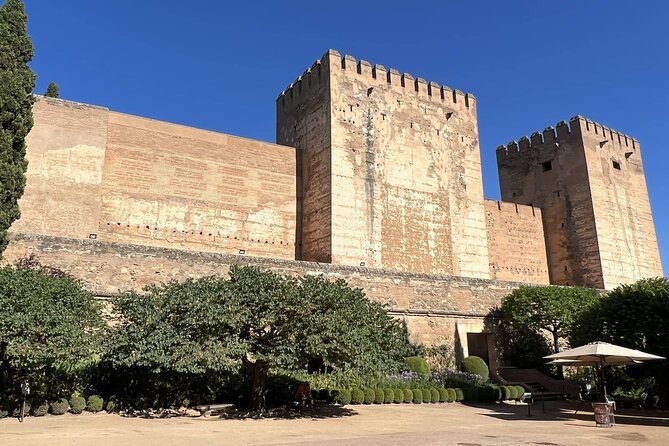 PREMIUM 2 Hour Alhambra and Generalife Tour + tickets - Palacio El Partal: pool, gardens, and that astronomical connection