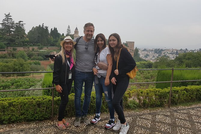 Premium Granada and other Cities Private Tour - Guide experience: personalization you can feel (Paola and Gemma)