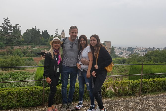 Private Alhambra Highlights Tour Including the Nasrid Palaces - Generalife Summer Palace: Where Gardens Do the Talking