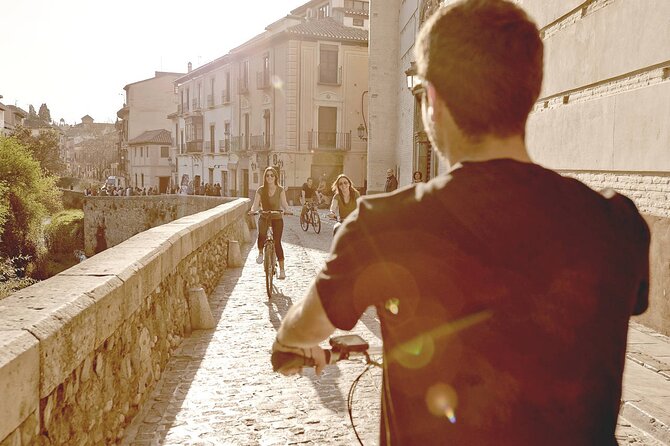 Private Electric Bike Tour with Play Granada - Sacromonte caves: culture, flamenco, and real neighborhood feel