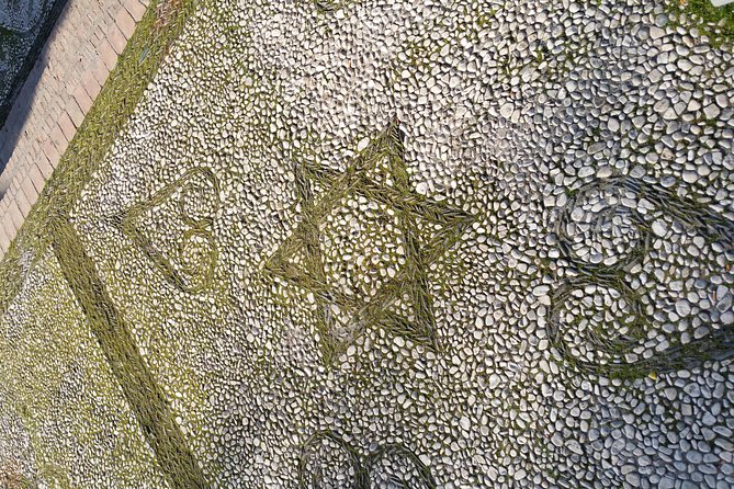 Private Jewish History Tour - Cuarto Real de Santo Domingo: the medieval Muslim Qubba by the old Jewish Quarter
