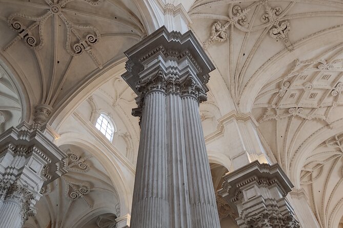 Private Tour: Historic Center of Granada - Price and value: what $61.54 per person really covers