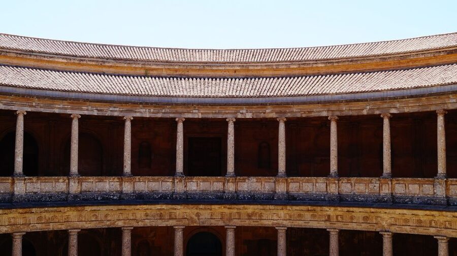 Private tour in all complete complex of Alhambra with ticket - Nasrid Palaces, the 13th to 14th century highlight