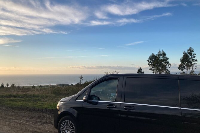 Private transportation from Granada (hotels) to Granada Airport (Grx) - Finding your driver at the airport exit with your full name