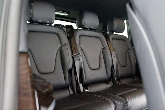 Private transportation from Granada (hotels) to Granada Airport (Grx) - Airport-side comfort meets helpful local context in English